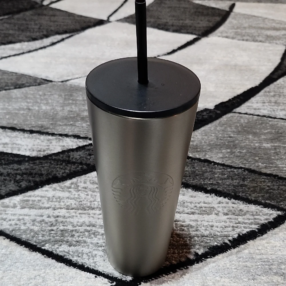 STARBUCKS LIMITED EDITION 2022 EMBOSSED SIREN STAINLESS STEEL VENTI TUMBLER 24OZ